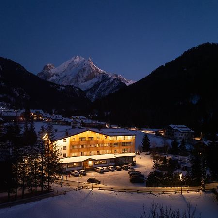 Dolomiten Hotel Irma Canazei Kültér fotó