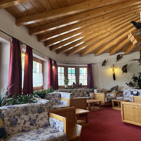 Dolomiten Hotel Irma Canazei Kültér fotó