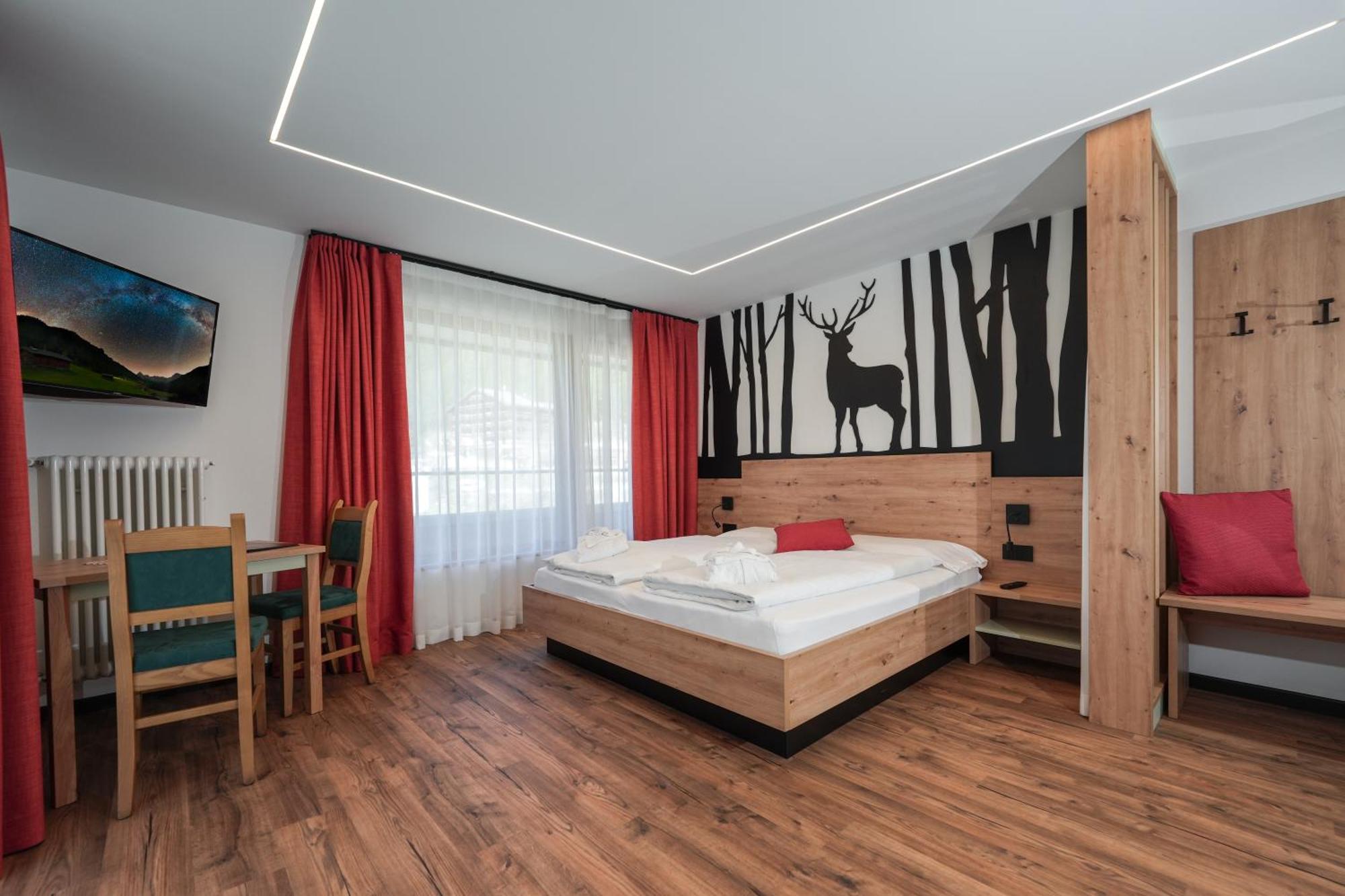 Dolomiten Hotel Irma Canazei Kültér fotó